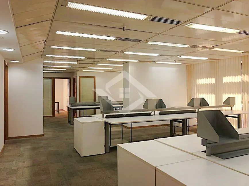 Foto 2 de Sala Comercial para alugar, 242m2 em Centro, Rio De Janeiro - RJ