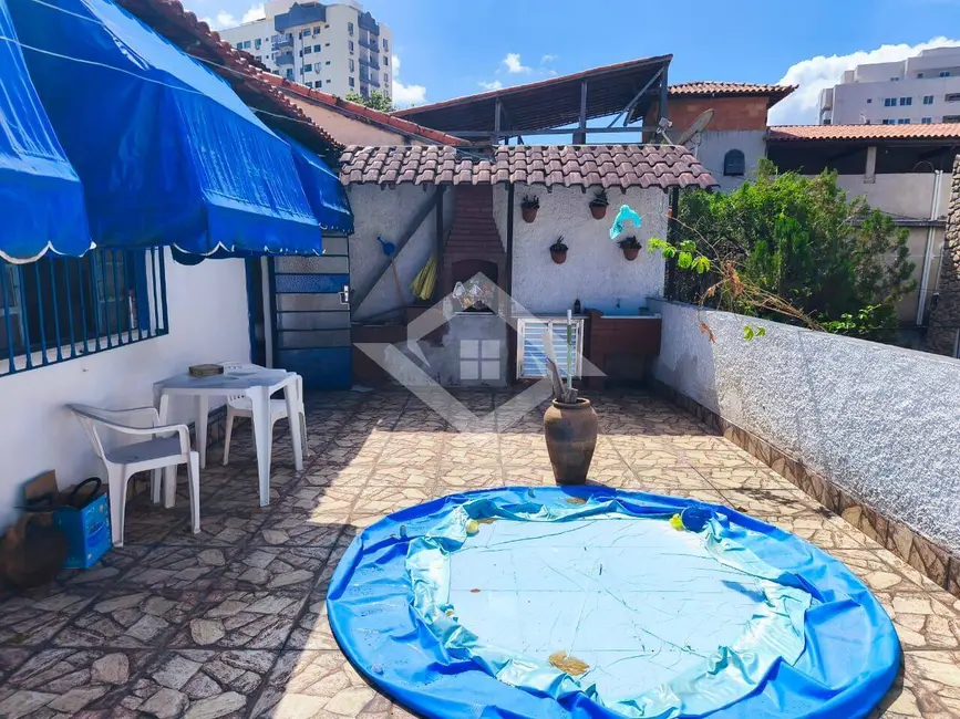 Casa com 3 quartos para alugar, 120m2 em Santa Rosa, Niteroi - RJ - imagem 3 Foto 3 de Casa com 3 quartos para alugar, 120m2 em Santa Rosa, Niteroi - RJ