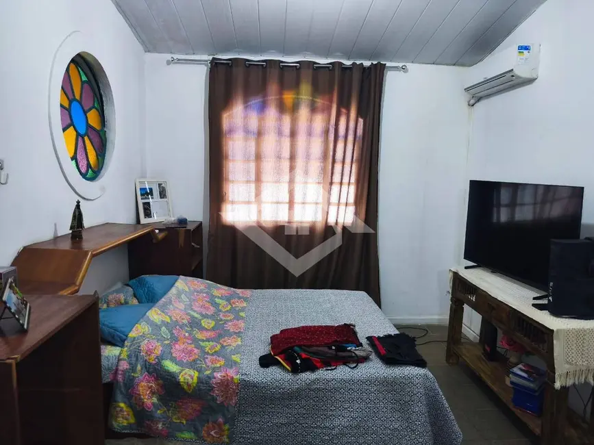 Casa com 3 quartos para alugar, 120m2 em Santa Rosa, Niteroi - RJ - imagem 7 Foto 7 de Casa com 3 quartos para alugar, 120m2 em Santa Rosa, Niteroi - RJ