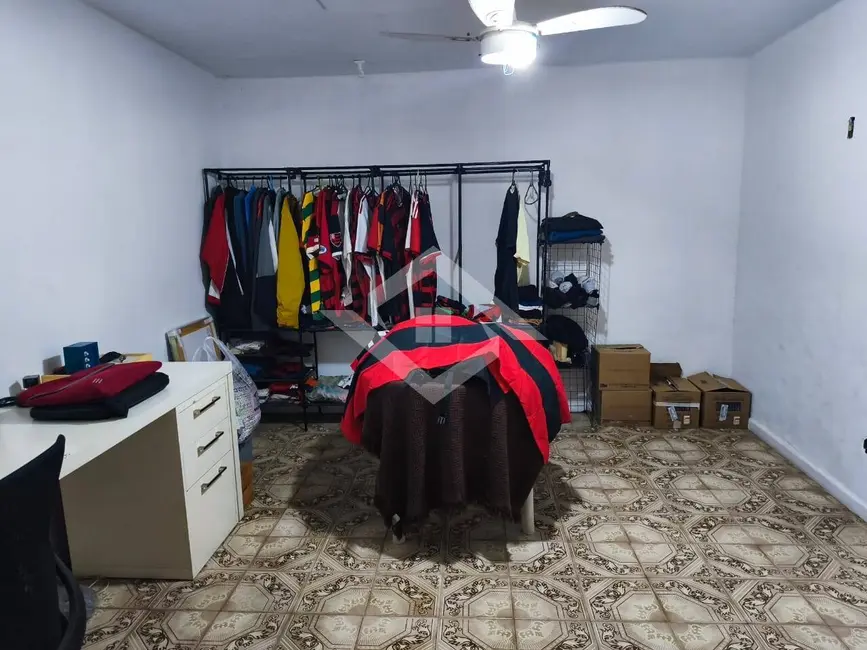 Casa com 3 quartos para alugar, 120m2 em Santa Rosa, Niteroi - RJ - imagem 5 Foto 5 de Casa com 3 quartos para alugar, 120m2 em Santa Rosa, Niteroi - RJ
