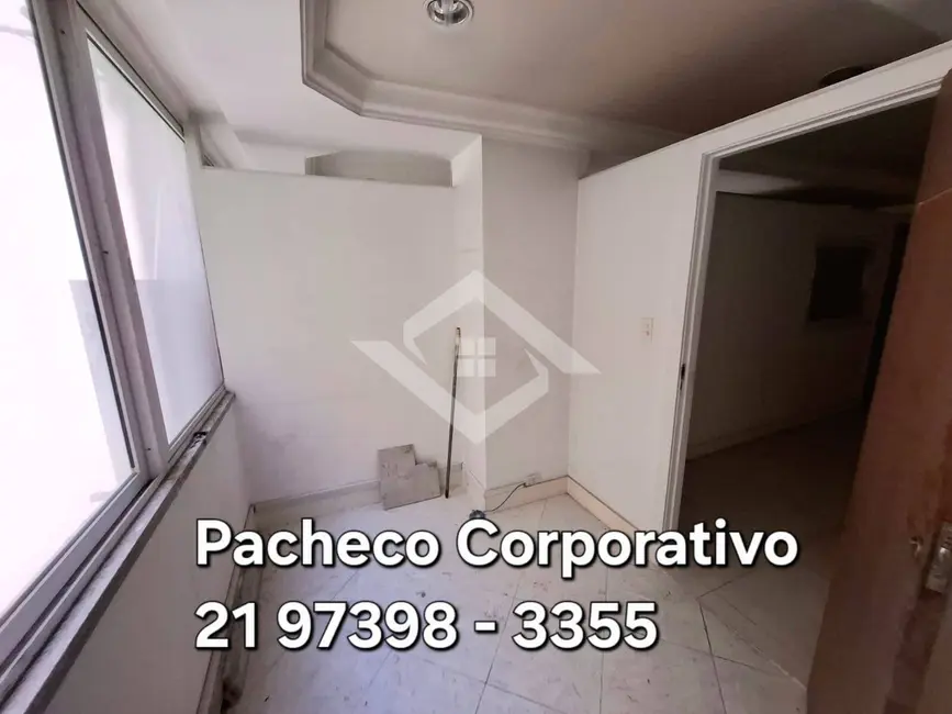 Sala Comercial para alugar, 250m2 em Centro, Rio De Janeiro - RJ - imagem 8 Foto 8 de Sala Comercial para alugar, 250m2 em Centro, Rio De Janeiro - RJ