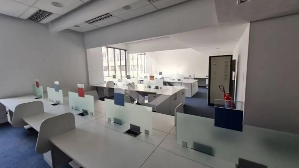Sala Comercial à venda e para alugar, 4811m2 em Centro, Rio De Janeiro - RJ - imagem 8 Foto 8 de Sala Comercial à venda e para alugar, 4811m2 em Centro, Rio De Janeiro - RJ