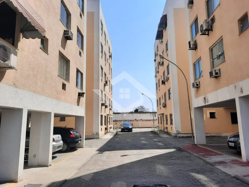 Foto 1 de Apartamento com 2 quartos à venda, 57m2 em Bangu, Rio De Janeiro - RJ