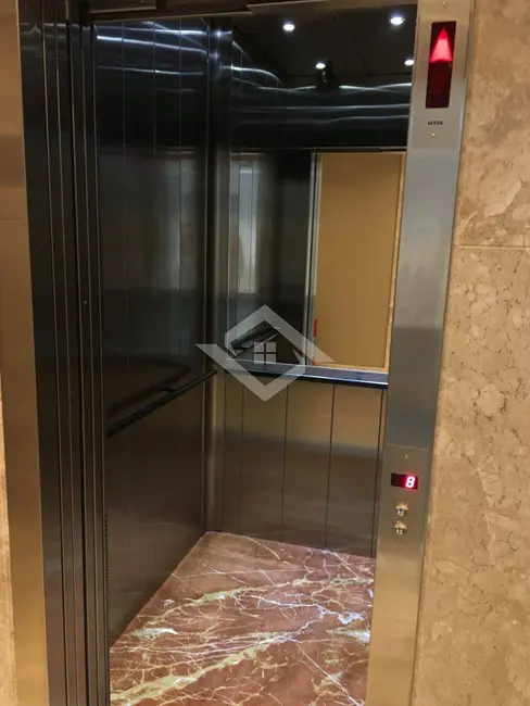 Sala Comercial para alugar, 244m2 em Botafogo, Rio De Janeiro - RJ - imagem 6 Foto 6 de Sala Comercial para alugar, 244m2 em Botafogo, Rio De Janeiro - RJ