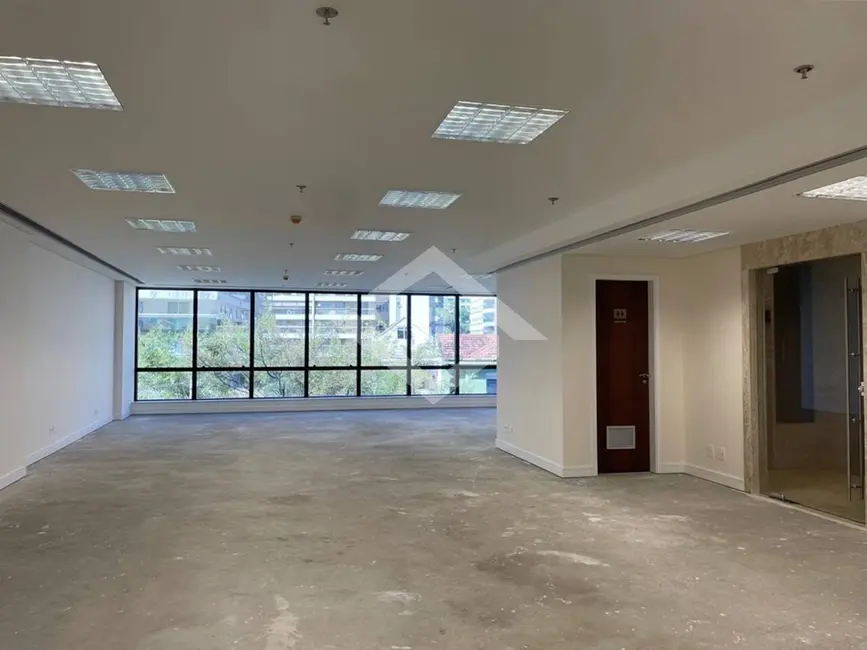Sala Comercial para alugar, 244m2 em Botafogo, Rio De Janeiro - RJ - imagem 8 Foto 8 de Sala Comercial para alugar, 244m2 em Botafogo, Rio De Janeiro - RJ