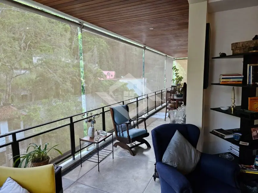 Apartamento com 4 quartos à venda, 315m2 em Laranjeiras, Rio De Janeiro - RJ - imagem 1 Foto 1 de Apartamento com 4 quartos à venda, 315m2 em Laranjeiras, Rio De Janeiro - RJ