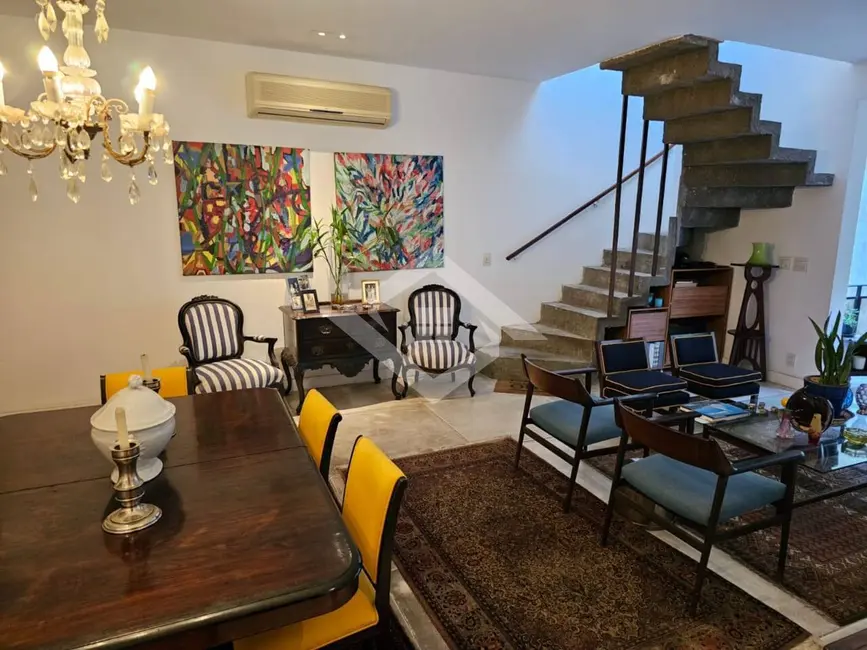 Apartamento com 4 quartos à venda, 315m2 em Laranjeiras, Rio De Janeiro - RJ - imagem 3 Foto 3 de Apartamento com 4 quartos à venda, 315m2 em Laranjeiras, Rio De Janeiro - RJ
