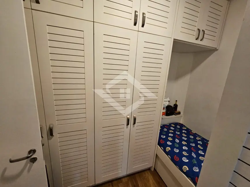 Apartamento com 4 quartos à venda, 315m2 em Laranjeiras, Rio De Janeiro - RJ - imagem 6 Foto 6 de Apartamento com 4 quartos à venda, 315m2 em Laranjeiras, Rio De Janeiro - RJ