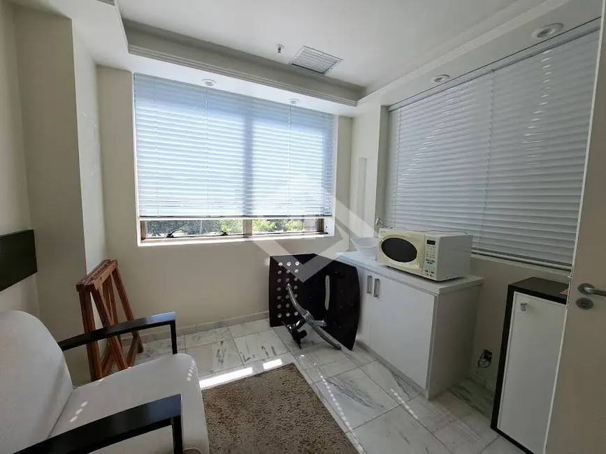 Sala Comercial à venda, 49m2 em Barra da Tijuca, Rio De Janeiro - RJ - imagem 6 Foto 6 de Sala Comercial à venda, 49m2 em Barra da Tijuca, Rio De Janeiro - RJ