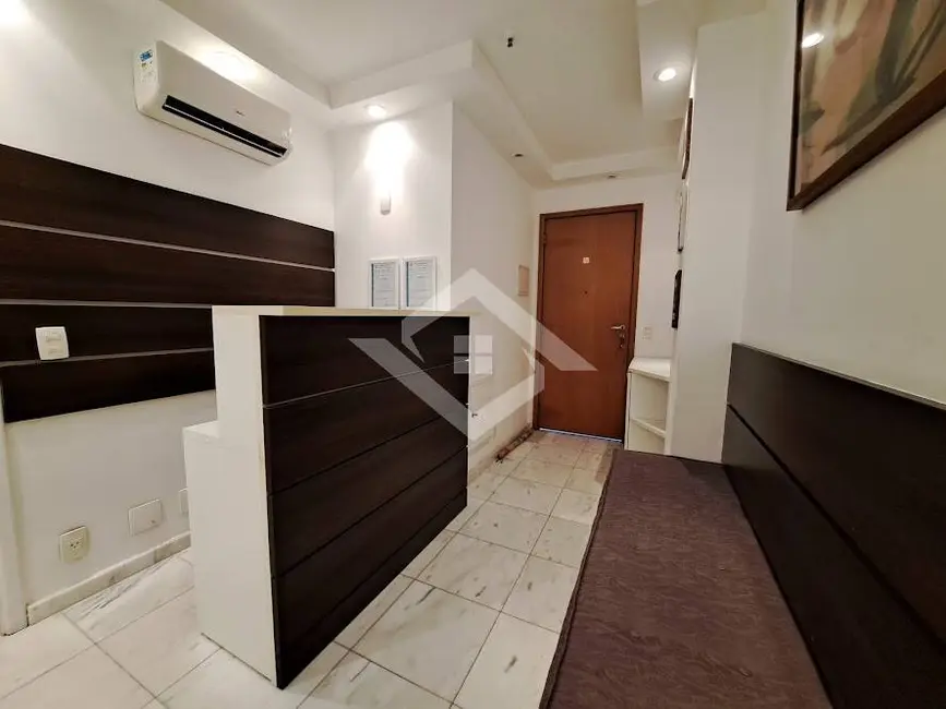 Sala Comercial à venda, 49m2 em Barra da Tijuca, Rio De Janeiro - RJ - imagem 3 Foto 3 de Sala Comercial à venda, 49m2 em Barra da Tijuca, Rio De Janeiro - RJ