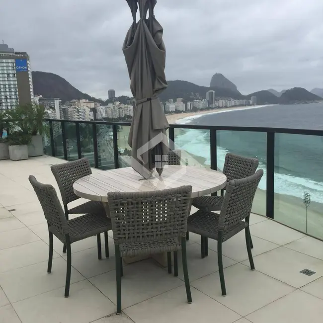 Foto 1 de Apartamento com 4 quartos à venda, 302m2 em Copacabana, Rio De Janeiro - RJ