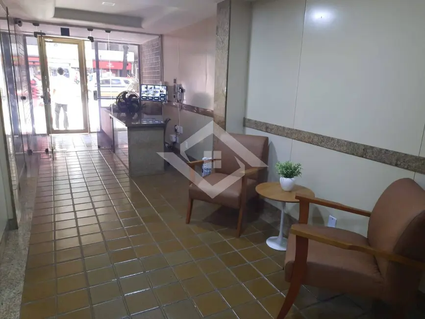 Foto 3 de Apartamento com 2 quartos à venda, 70m2 em Laranjeiras, Rio De Janeiro - RJ