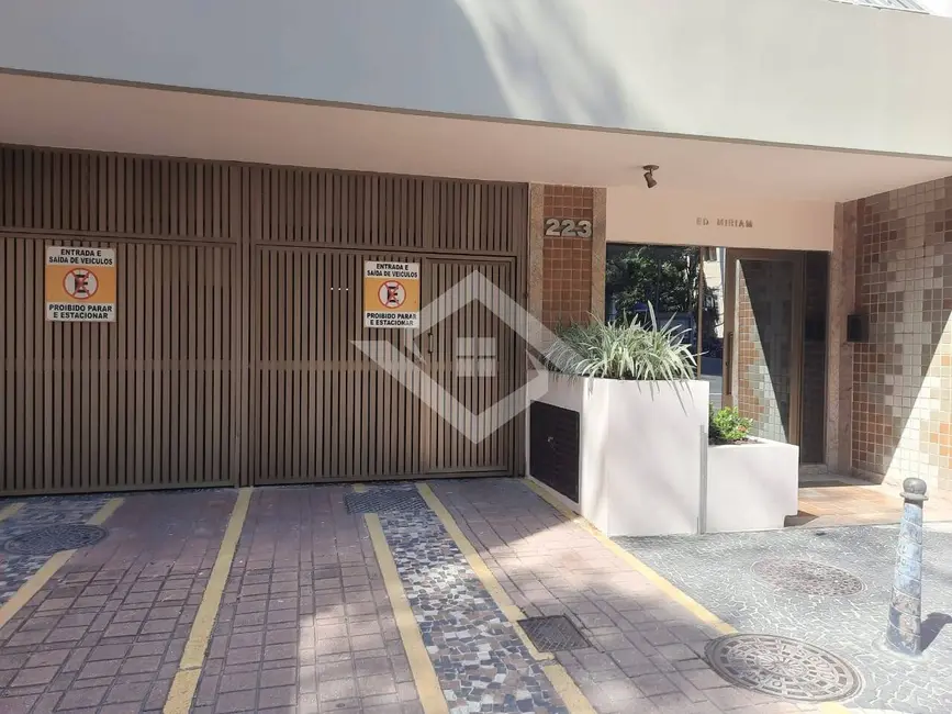 Foto 1 de Apartamento com 2 quartos à venda, 70m2 em Laranjeiras, Rio De Janeiro - RJ