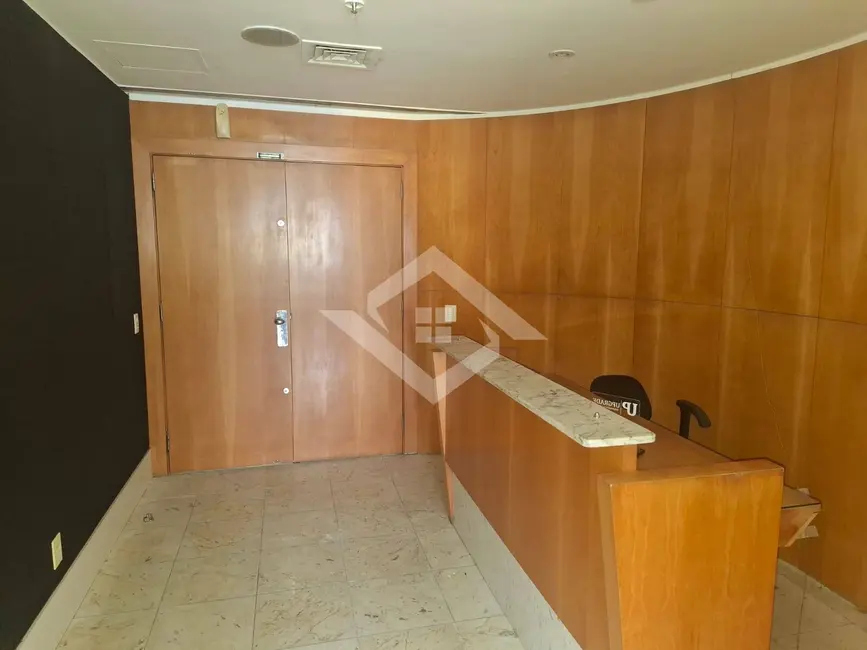 Foto 1 de Sala Comercial para alugar, 102m2 em Centro, Rio De Janeiro - RJ