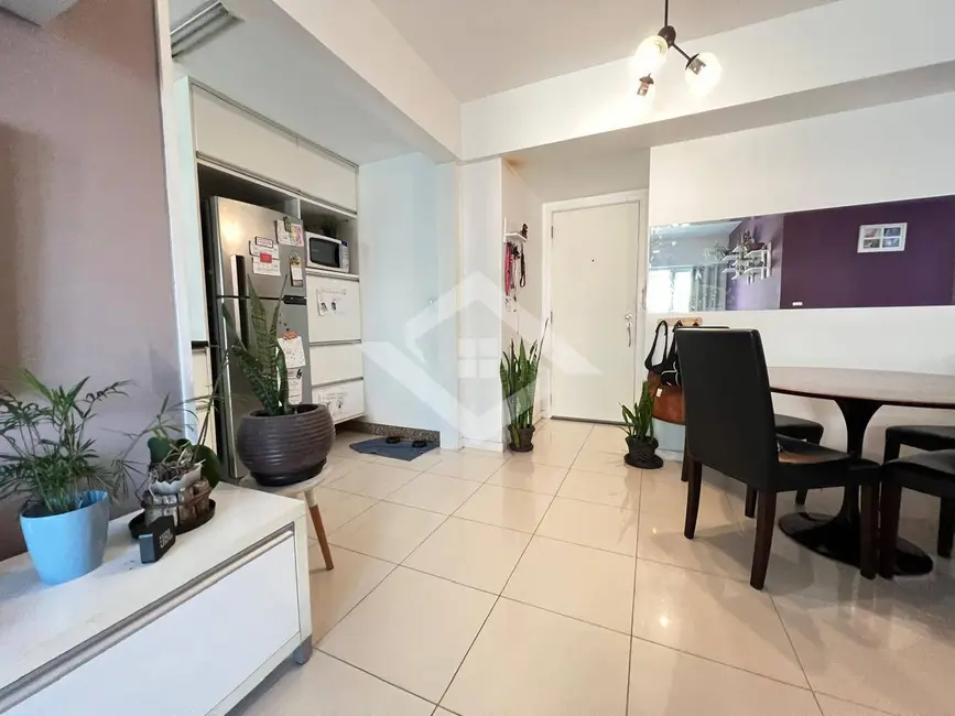 Apartamento com 2 quartos à venda, 69m2 em Rio De Janeiro - RJ - imagem 4 Foto 4 de Apartamento com 2 quartos à venda, 69m2 em Rio De Janeiro - RJ
