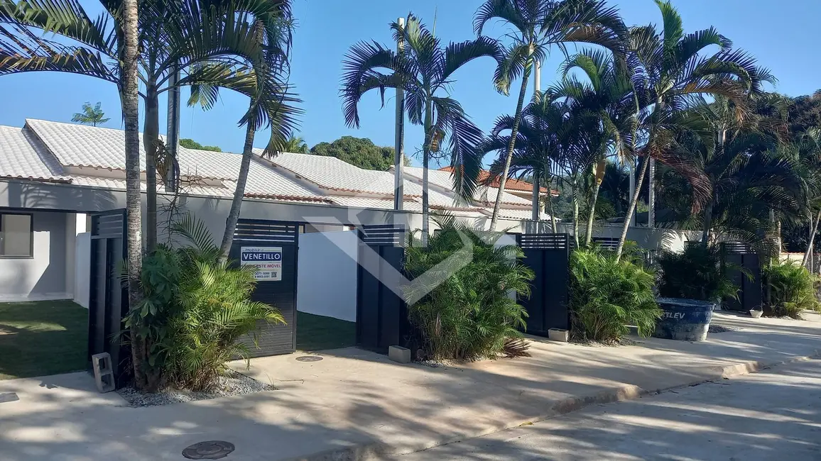 Foto 2 de Casa com 2 quartos à venda, 72m2 em Guaratiba, Rio De Janeiro - RJ