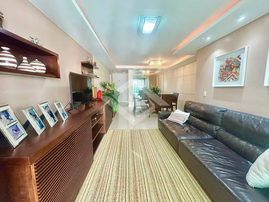 Foto 3 de Apartamento com 4 quartos à venda, 148m2 em Rio De Janeiro - RJ