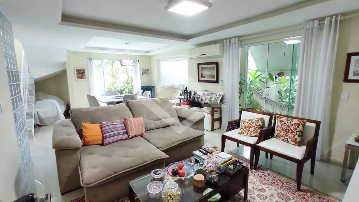 Casa de Condomínio com 4 quartos à venda, 360m2 em Vargem Grande, Rio De Janeiro - RJ - imagem 5 Foto 5 de Casa de Condomínio com 4 quartos à venda, 360m2 em Vargem Grande, Rio De Janeiro - RJ