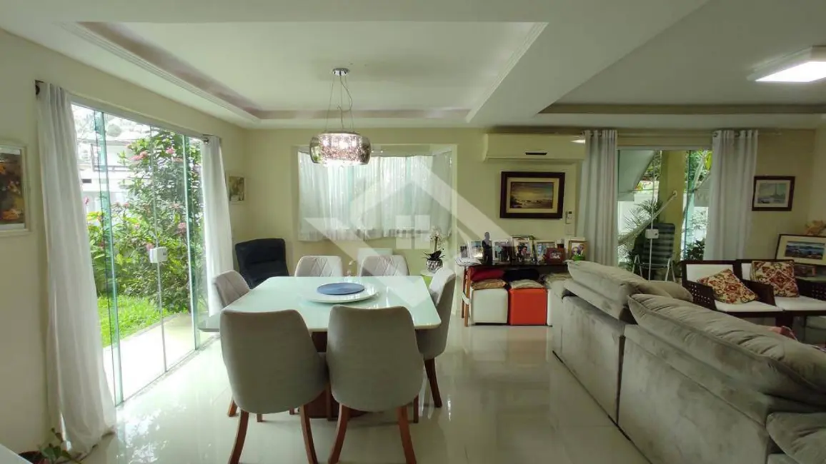 Casa de Condomínio com 4 quartos à venda, 360m2 em Vargem Grande, Rio De Janeiro - RJ - imagem 9 Foto 9 de Casa de Condomínio com 4 quartos à venda, 360m2 em Vargem Grande, Rio De Janeiro - RJ