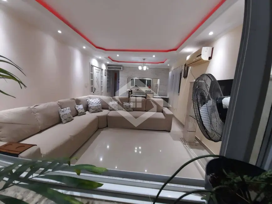 Foto 2 de Casa com 3 quartos à venda, 240m2 em Campo Grande, Rio De Janeiro - RJ