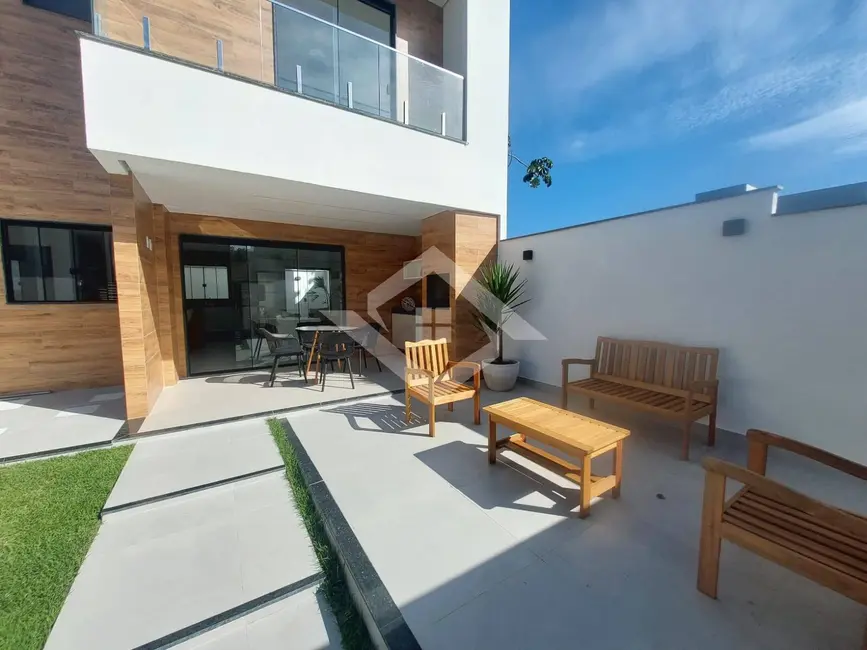 Foto 1 de Casa de Condomínio com 4 quartos à venda, 130m2 em Guaratiba, Rio De Janeiro - RJ