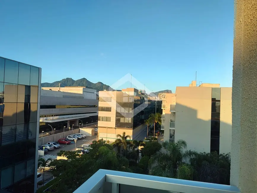 Apartamento com 2 quartos para alugar, 72m2 em Barra da Tijuca, Rio De Janeiro - RJ - imagem 4 Foto 4 de Apartamento com 2 quartos para alugar, 72m2 em Barra da Tijuca, Rio De Janeiro - RJ