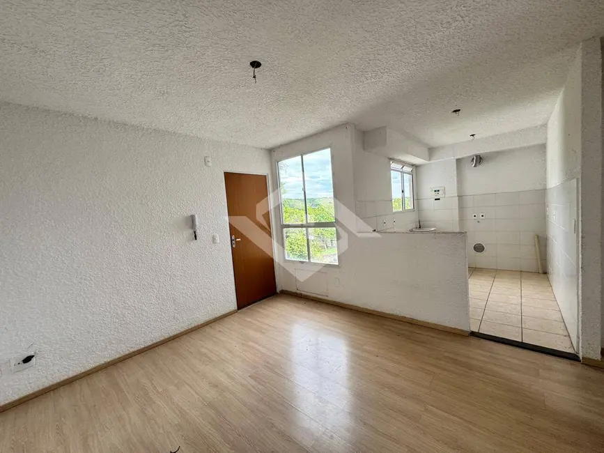 Foto 1 de Apartamento com 2 quartos à venda, 43m2 em Santa Cruz, Rio De Janeiro - RJ