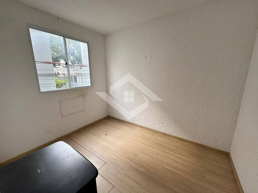 Foto 4 de Apartamento com 2 quartos à venda, 43m2 em Santa Cruz, Rio De Janeiro - RJ
