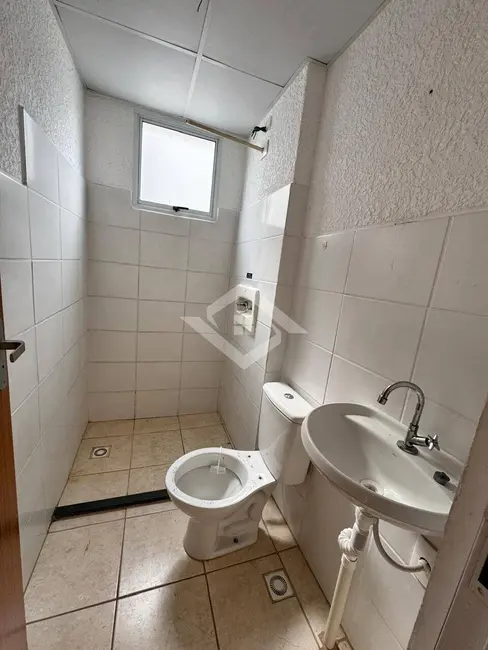 Foto 2 de Apartamento com 2 quartos à venda, 43m2 em Santa Cruz, Rio De Janeiro - RJ