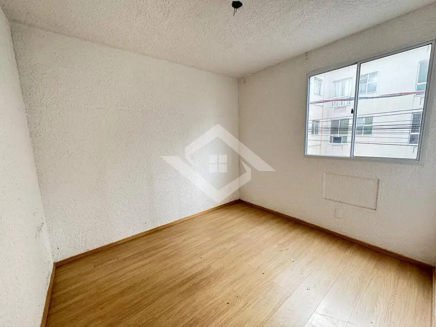 Foto 6 de Apartamento com 2 quartos à venda, 43m2 em Santa Cruz, Rio De Janeiro - RJ