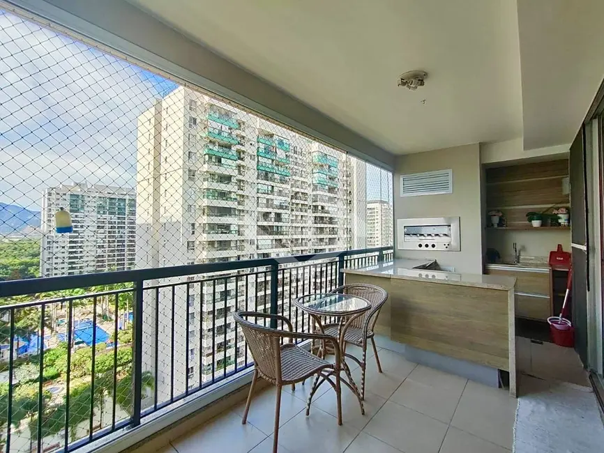 Apartamento com 4 quartos à venda, 166m2 em Rio De Janeiro - RJ - imagem 9 Foto 9 de Apartamento com 4 quartos à venda, 166m2 em Rio De Janeiro - RJ