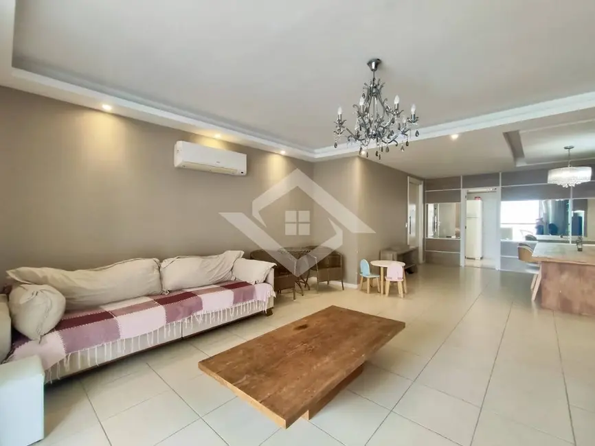 Apartamento com 4 quartos à venda, 166m2 em Rio De Janeiro - RJ - imagem 3 Foto 3 de Apartamento com 4 quartos à venda, 166m2 em Rio De Janeiro - RJ