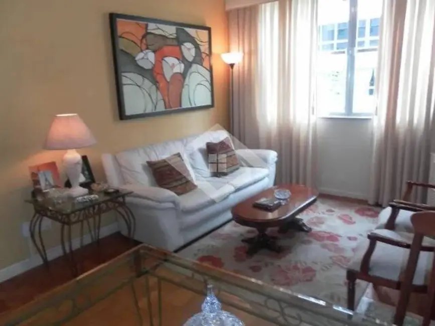 Foto 2 de Apartamento com 2 quartos à venda em Copacabana, Rio De Janeiro - RJ