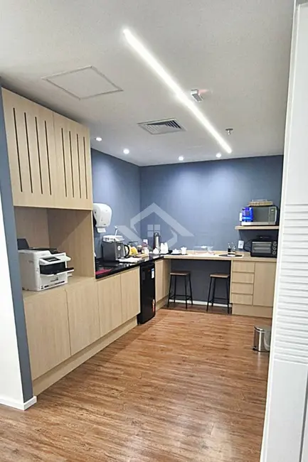 Sala Comercial para alugar, 142m2 em Leblon, Rio De Janeiro - RJ - imagem 4 Foto 4 de Sala Comercial para alugar, 142m2 em Leblon, Rio De Janeiro - RJ