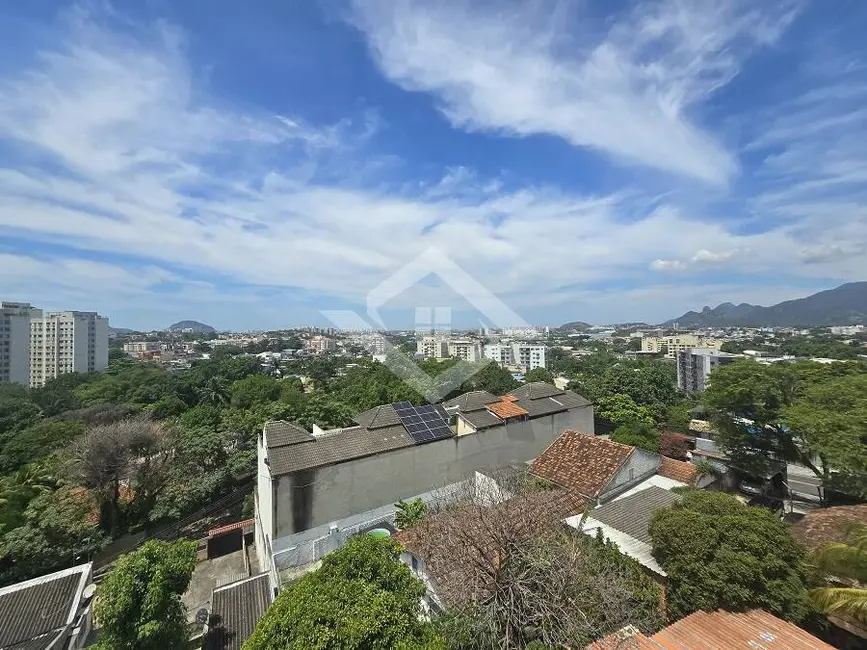 Apartamento com 3 quartos para alugar, 84m2 em Tanque, Rio De Janeiro - RJ - imagem 8 Foto 8 de Apartamento com 3 quartos para alugar, 84m2 em Tanque, Rio De Janeiro - RJ