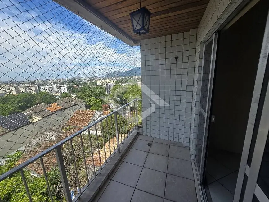 Apartamento com 3 quartos para alugar, 84m2 em Tanque, Rio De Janeiro - RJ - imagem 5 Foto 5 de Apartamento com 3 quartos para alugar, 84m2 em Tanque, Rio De Janeiro - RJ
