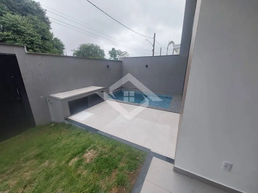 Casa de Condomínio com 3 quartos à venda, 145m2 em Guaratiba, Rio De Janeiro - RJ - imagem 4 Foto 4 de Casa de Condomínio com 3 quartos à venda, 145m2 em Guaratiba, Rio De Janeiro - RJ