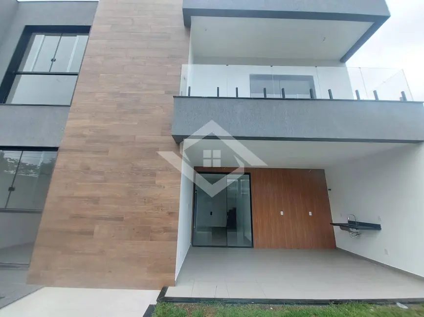 Foto 2 de Casa com 3 quartos à venda, 145m2 em Guaratiba, Rio De Janeiro - RJ