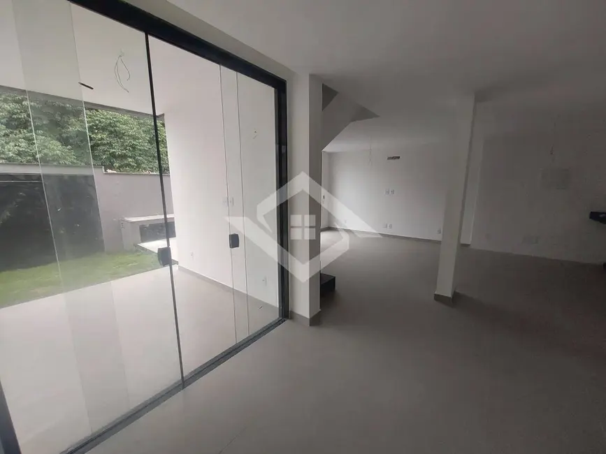 Foto 4 de Casa com 3 quartos à venda, 145m2 em Guaratiba, Rio De Janeiro - RJ