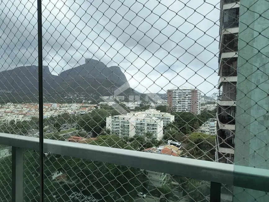 Foto 1 de Apartamento com 2 quartos para alugar, 84m2 em Barra da Tijuca, Rio De Janeiro - RJ
