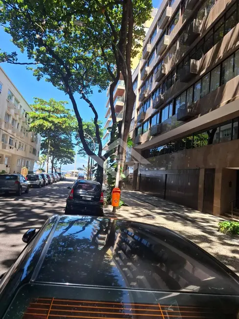 Foto 2 de Apartamento com 3 quartos à venda, 192m2 em Leblon, Rio De Janeiro - RJ