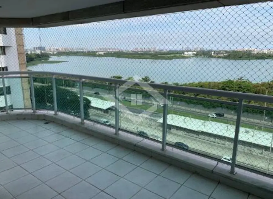 Apartamento com 4 quartos à venda, 147m2 em Rio De Janeiro - RJ - imagem 1 Foto 1 de Apartamento com 4 quartos à venda, 147m2 em Rio De Janeiro - RJ
