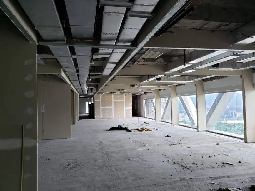 Sala Comercial para alugar, 758m2 em Botafogo, Rio De Janeiro - RJ - imagem 3 Foto 3 de Sala Comercial para alugar, 758m2 em Botafogo, Rio De Janeiro - RJ