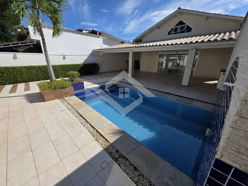 Casa com 3 quartos à venda, 377m2 em Anil, Rio De Janeiro - RJ - imagem 9 Foto 9 de Casa com 3 quartos à venda, 377m2 em Anil, Rio De Janeiro - RJ