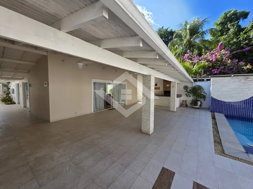 Casa com 3 quartos à venda, 377m2 em Anil, Rio De Janeiro - RJ - imagem 4 Foto 4 de Casa com 3 quartos à venda, 377m2 em Anil, Rio De Janeiro - RJ