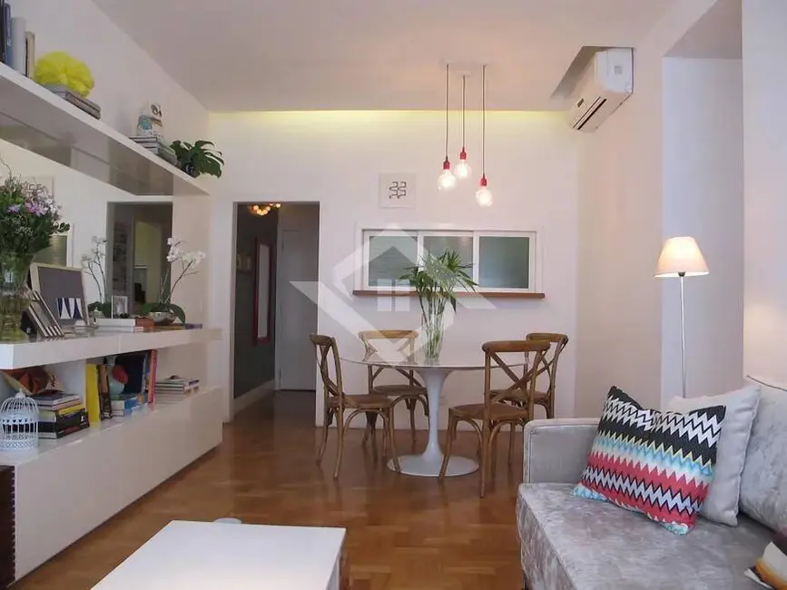 Foto 1 de Apartamento com 2 quartos à venda, 100m2 em Copacabana, Rio De Janeiro - RJ