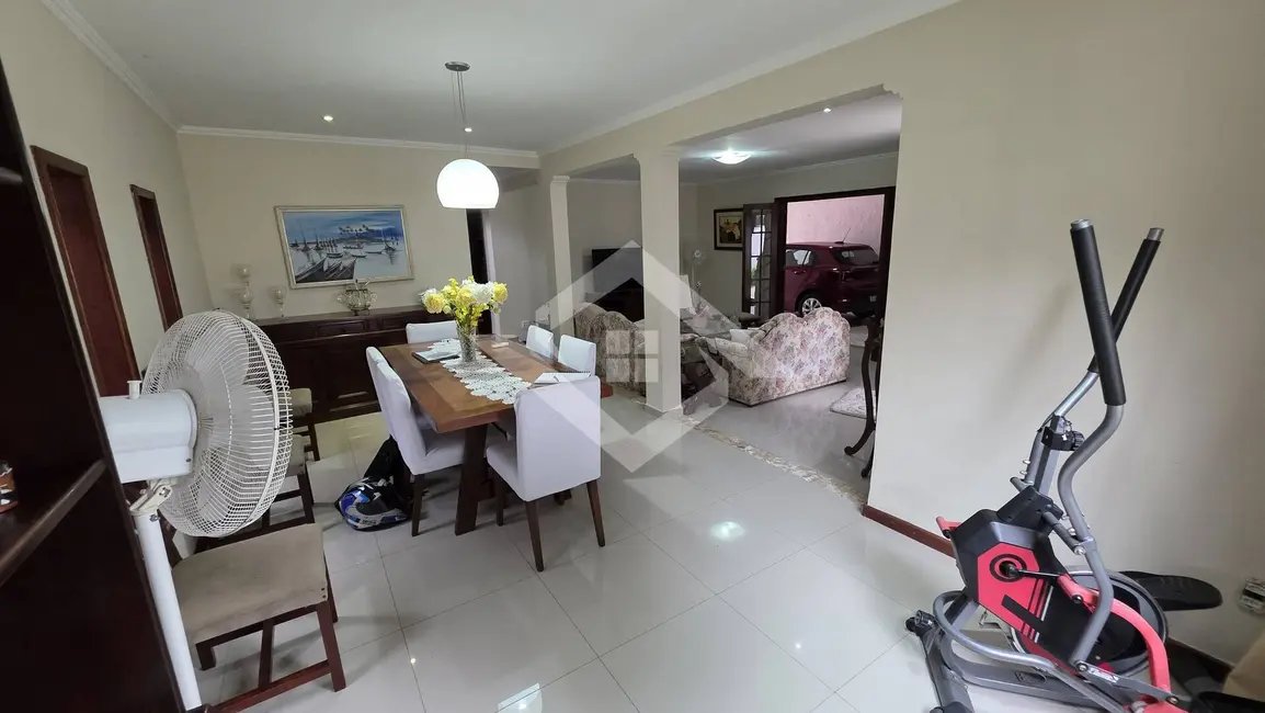 Casa com 4 quartos à venda, 350m2 em Jacarepaguá, Rio De Janeiro - RJ - imagem 7 Foto 7 de Casa com 4 quartos à venda, 350m2 em Jacarepaguá, Rio De Janeiro - RJ