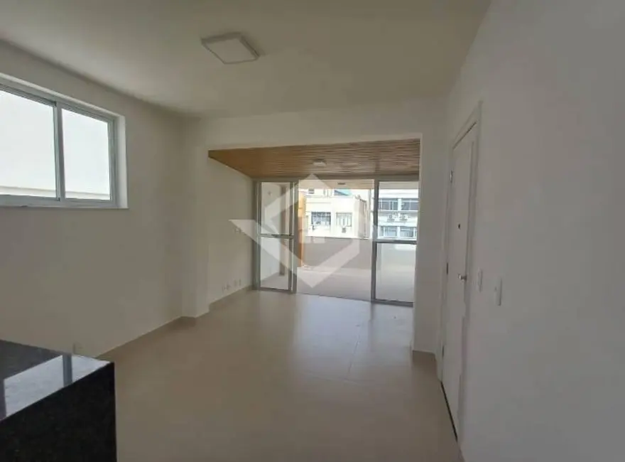 Foto 4 de Apartamento com 1 quarto à venda, 75m2 em Copacabana, Rio De Janeiro - RJ