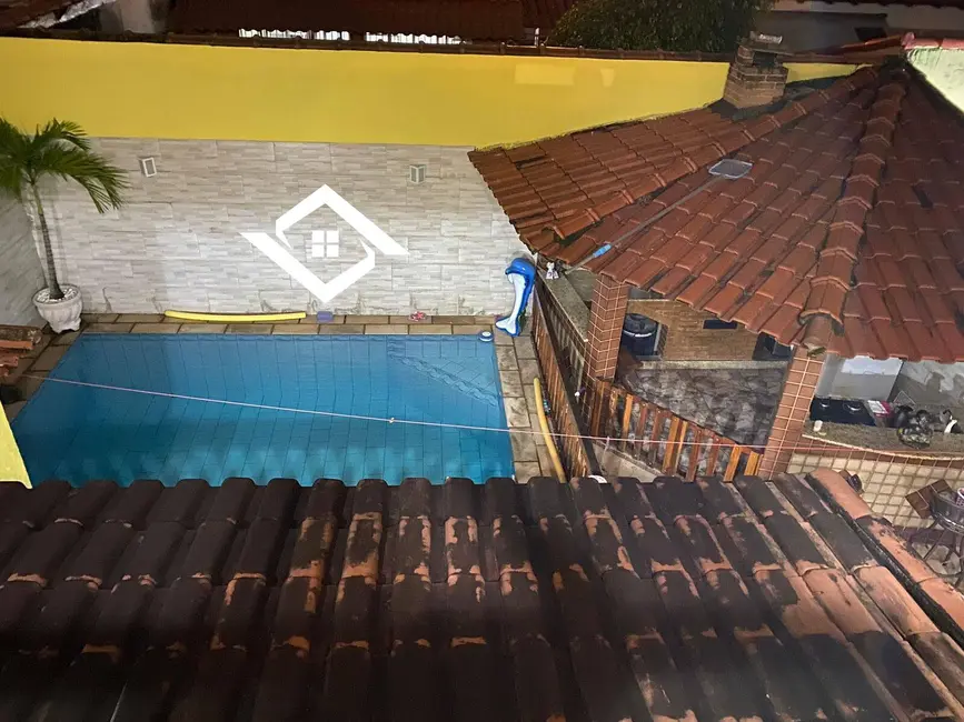 Foto 1 de Casa com 5 quartos à venda, 225m2 em Campo Grande, Rio De Janeiro - RJ