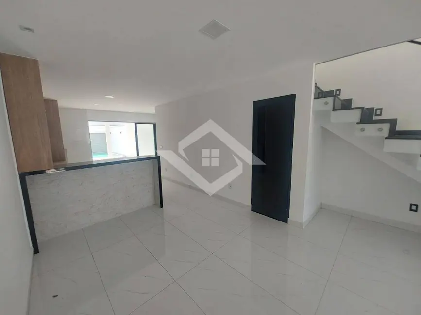 Casa de Condomínio com 2 quartos à venda, 150m2 em Guaratiba, Rio De Janeiro - RJ - imagem 2 Foto 2 de Casa de Condomínio com 2 quartos à venda, 150m2 em Guaratiba, Rio De Janeiro - RJ